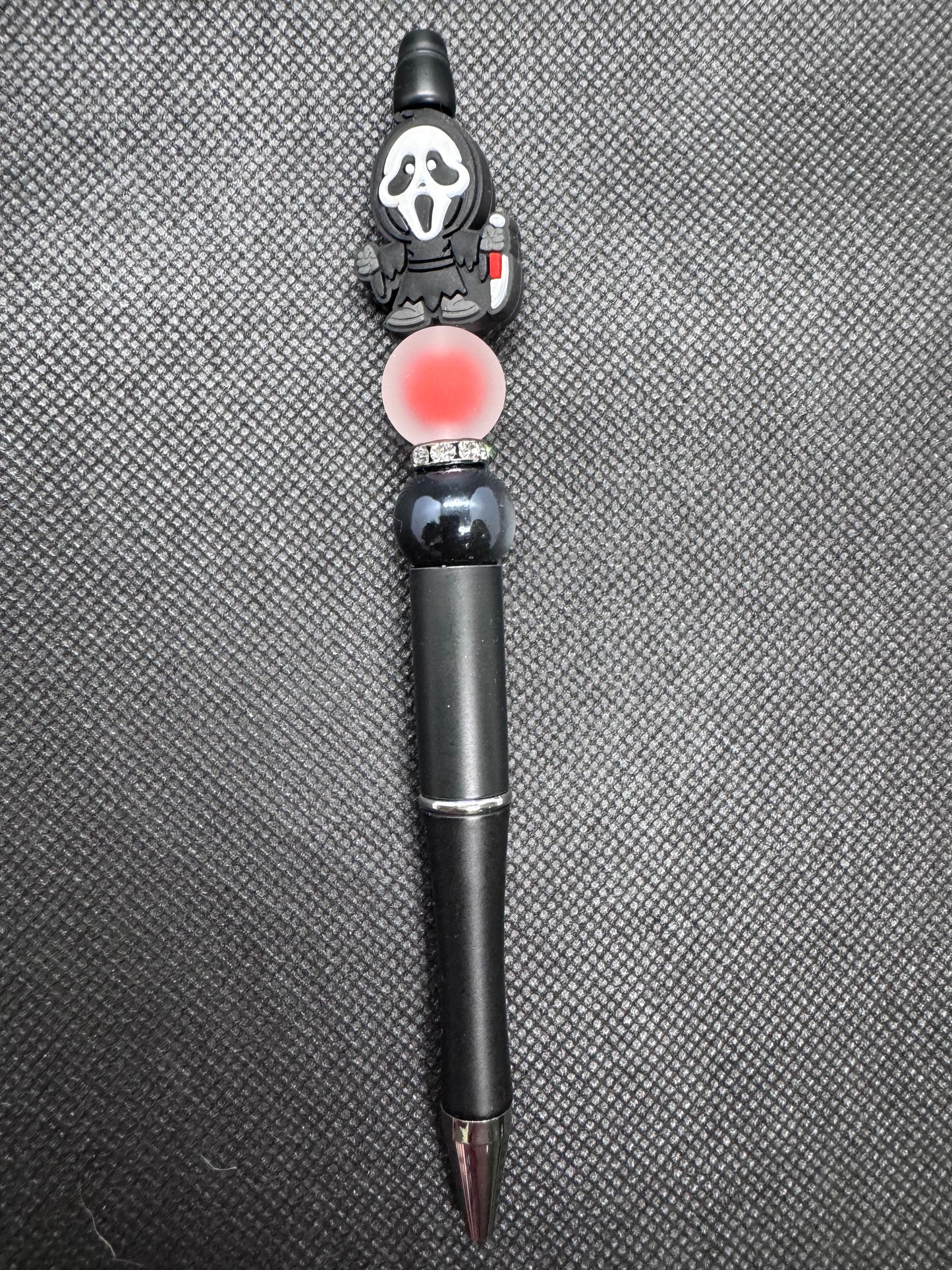 Scream masked man ghost face