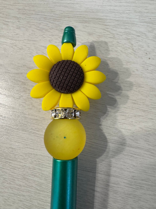 Sunflower with speckled 20mm yellow cat eye bead.