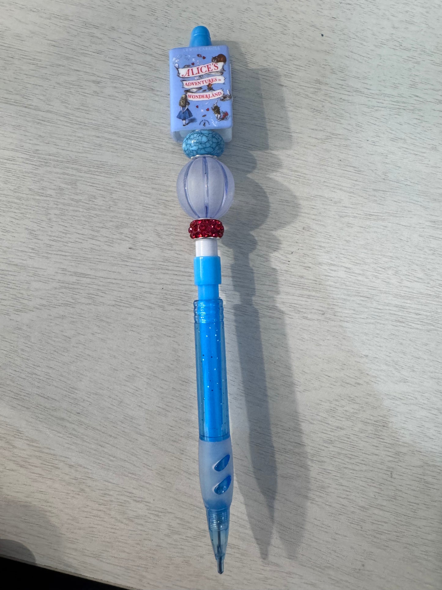 Alice in wonderland book